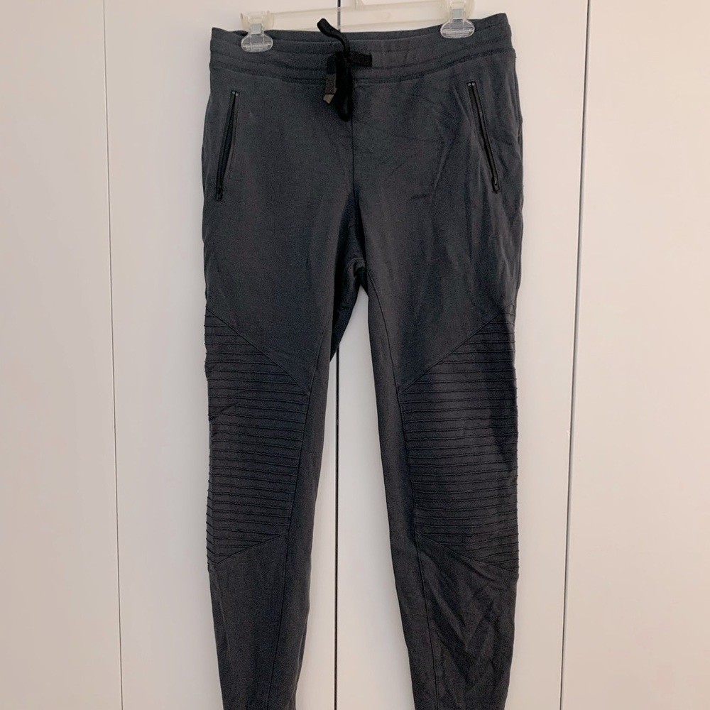 ALO Moto Joggers